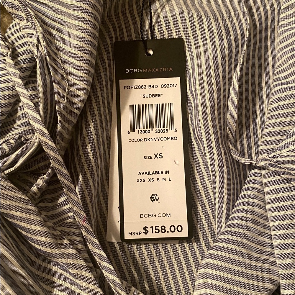 NWT BCBGMAXAZRIA XS Sudbee  off shoulder top - Picture 8 of 9